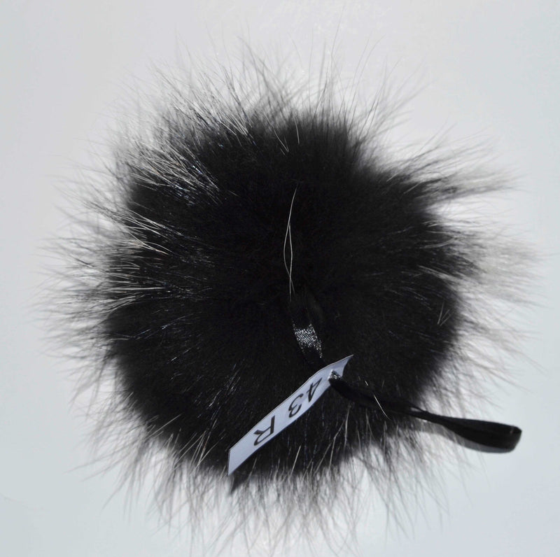 FUR POM POM! Black Raccoon Pom Pom with White Tips Pompom Raccoon Pom Pom Large Fur Pom Pom for Knitted Hat Raccoon Fur Hat Cap Beanie Child