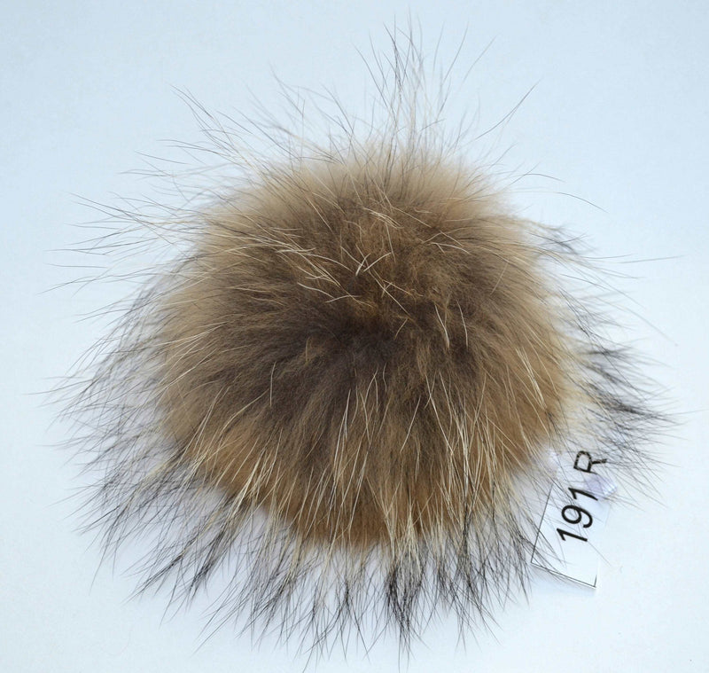 8,5" RACCOON POM POM! Real Raccoon Fur Pom-Pom, Large Fur Pom Pom, Large Pom Pom, Fur Pom Pom Hat, Raccoon Fur, Knitted hat, Women, Pompom