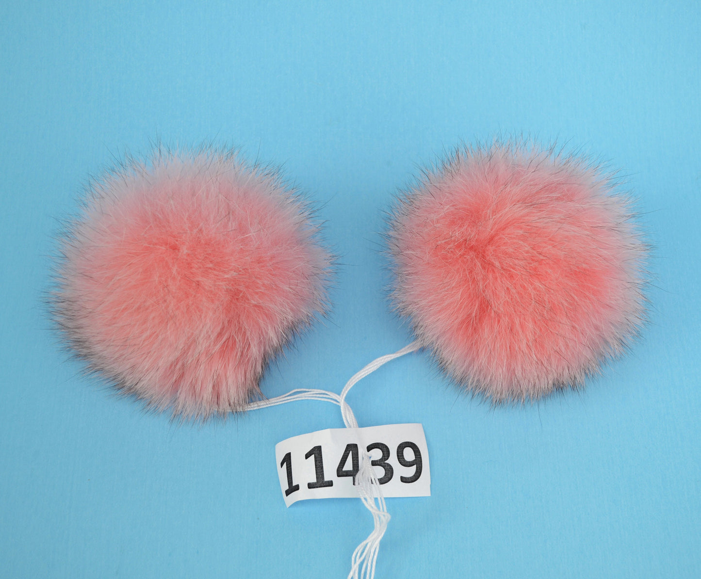 4,5" to 5" HIGHEST QUALITY FOX Pom Poms! Double Fox Fur Shiny Soft Pom Pom for Women Hat Beanie Tuque Winter Knit Hats Puff Fluffy Fur Ball