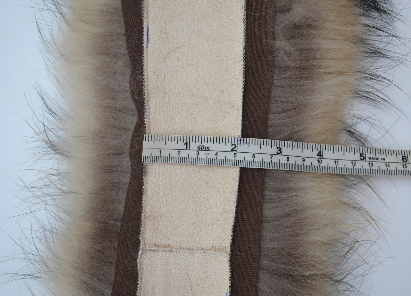Natural Brown Finnish raccoon fur hood trim cut from genuine Finnish raccoon pelt – size XL – view 10