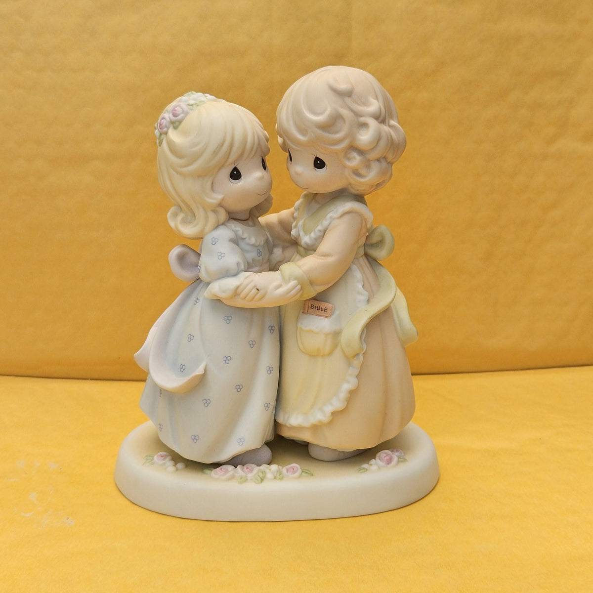 Precious Moments "A Very Special Bond" Figurine – 1998 Enesco 488240