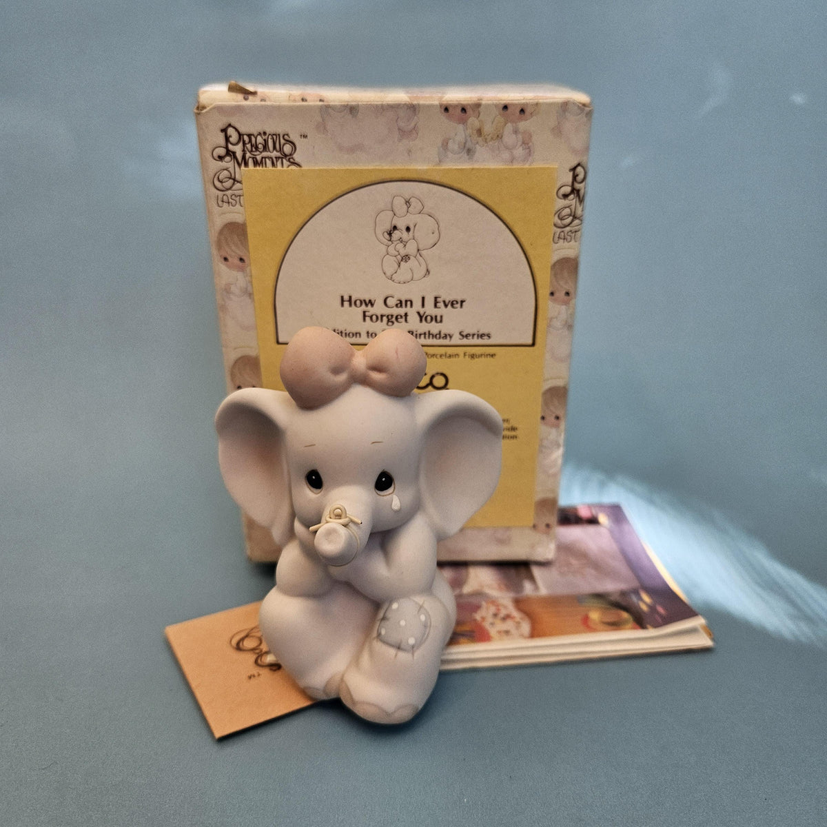 Precious Moments "How Can I Ever Forget You" Figurine – 1991 Enesco 526924