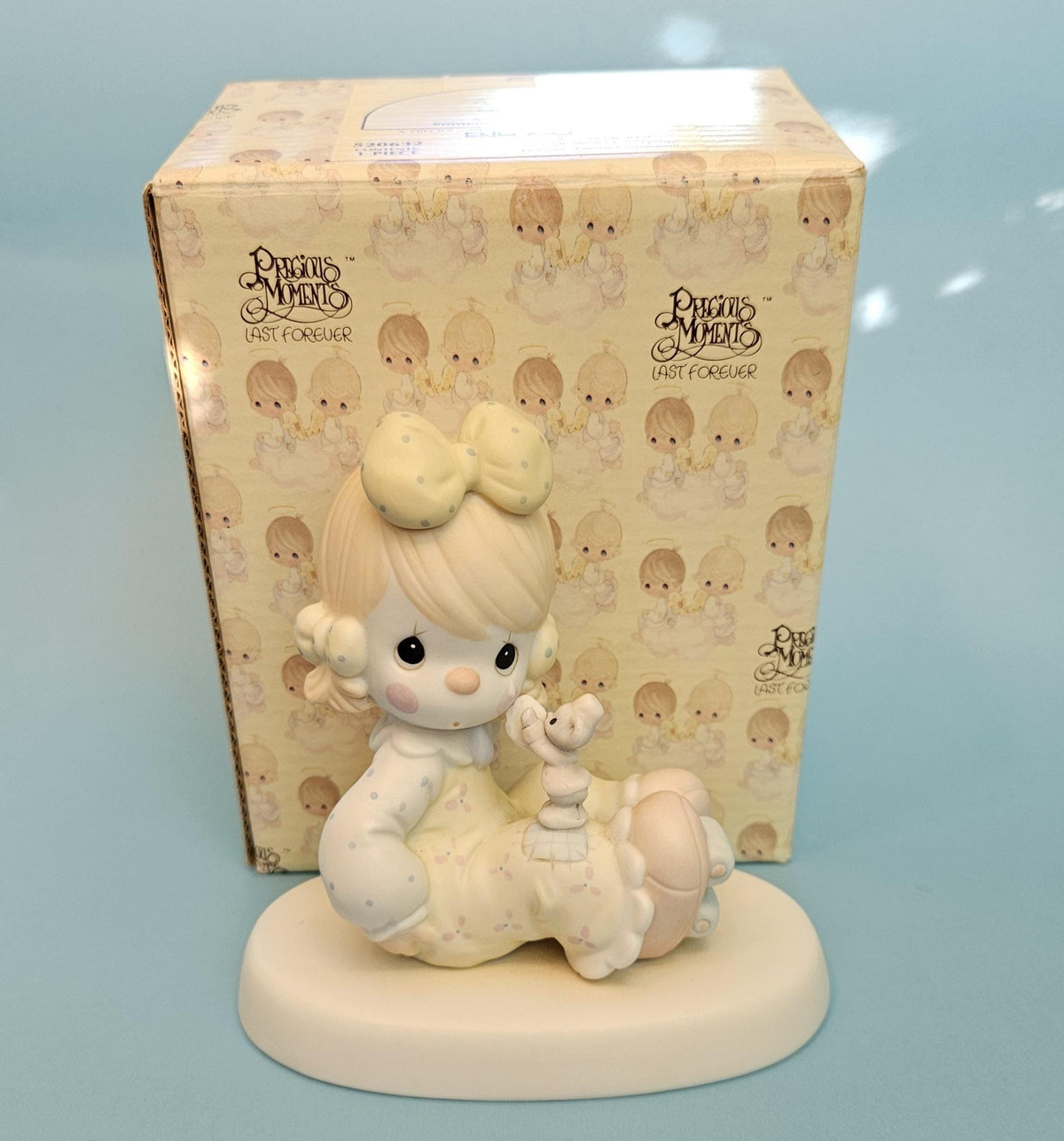 Precious Moments "A Friend Is Someone Who Cares" Figurine – 1988 Enesco 520632