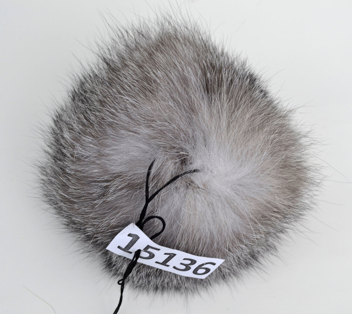 7,5" EXTRA LARGE SILVER Fox Pompom! Fox Pom Pom Fur Pom-Pom Real Fur Pom Pom Genuine Fur for hat Child Hat Silver Fox Fur Knit Cap Pom Pom