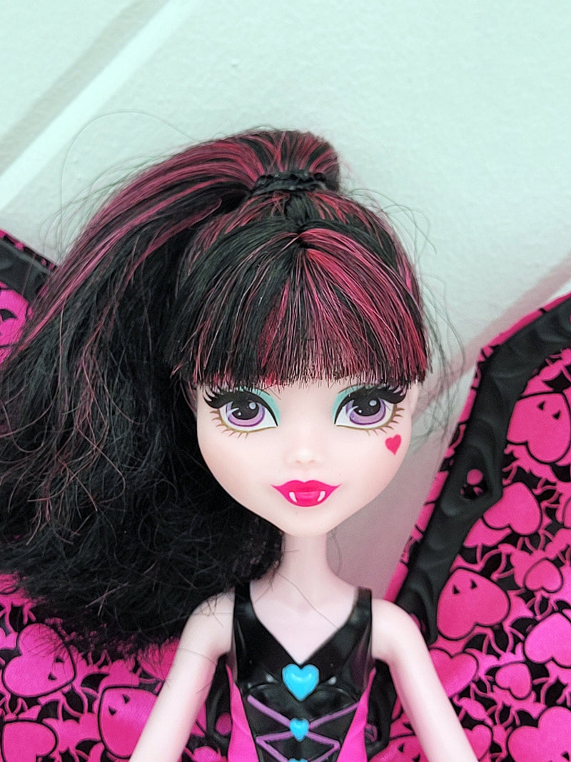 Monster High Draculaura Ghoul to Bat Transformation Doll for Collectors, OOAK Repaints, Playing, Mattel, Complete, Original Clothes, Wings