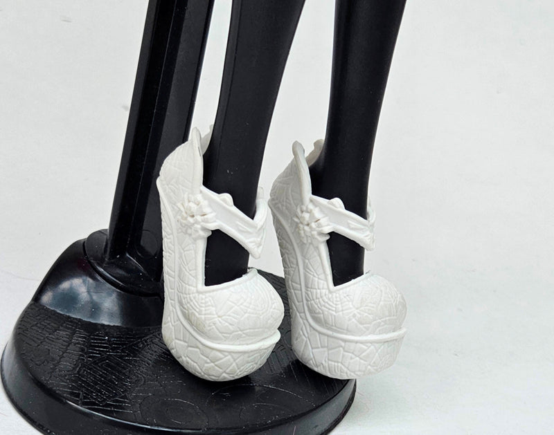 Monster High Doll Geek Shriek Catty Noir for Collectors, OOAK Repaints, Playing, Cat Doll, Girl, Original Clothes, Complete, Extremely Rare