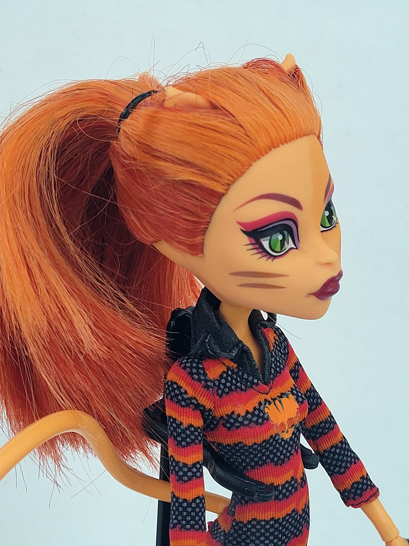 Monster High Doll Power Ghouls Toralei Stripe as Cat Tastrophe for Collectors, OOAK Repaints, Playing, Very Rare Doll, Original Clothes Girl