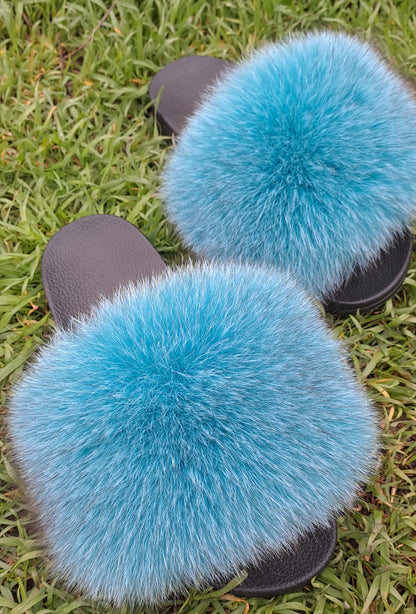 Blue Arctic fox fur slippers and real fur slides – view 2
