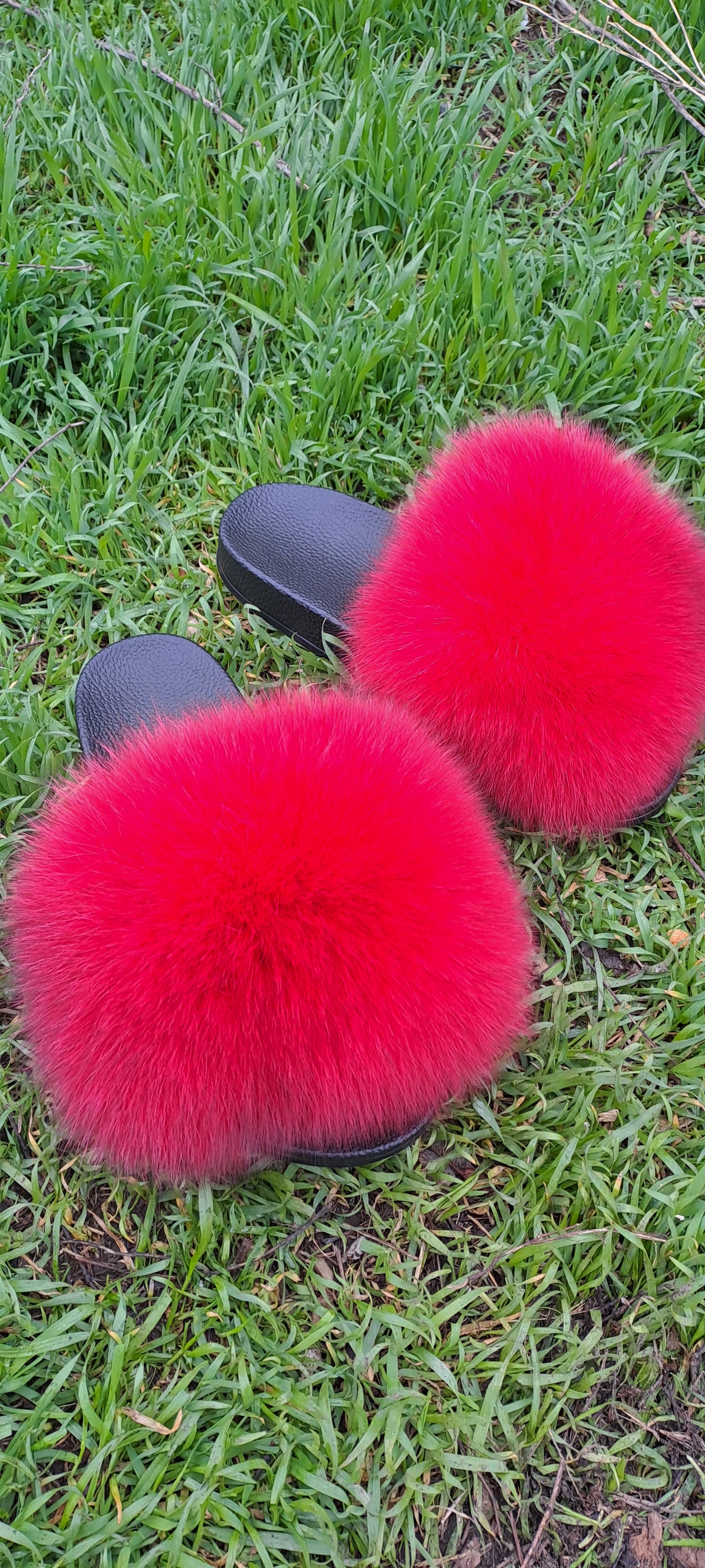 Bright Red Raccoon Fur Slippers – Real Fur Slides