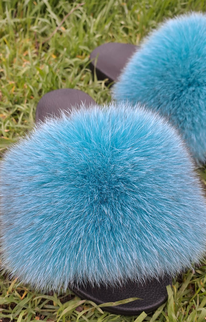 Blue Arctic fox fur slippers and real fur slides – view 4