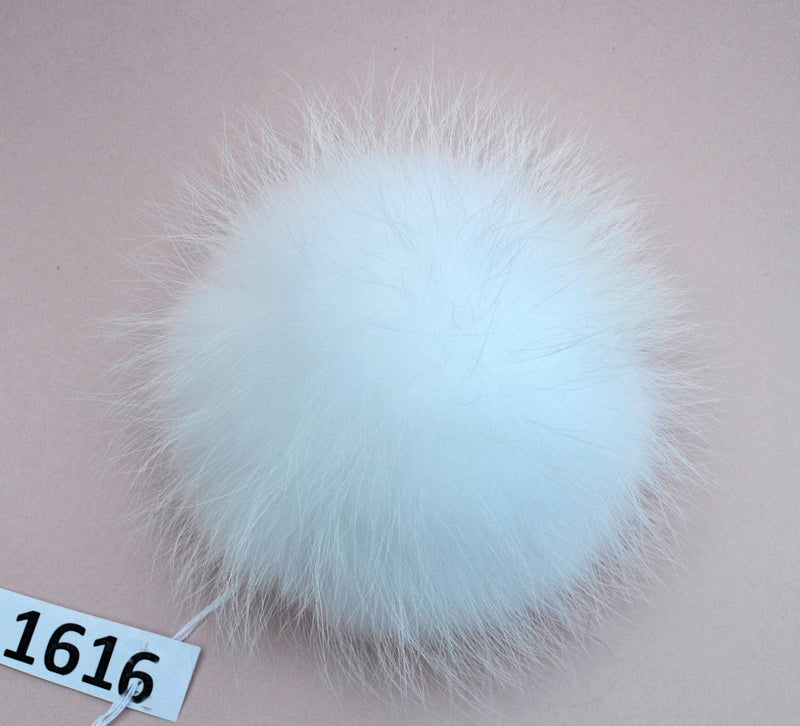 FUR POM POM! Extra Large Pom Pom Hat Real Fur White Pom Pom For Chunky Hat Knits hat Raccoon Pompom Genuine Fur Pom Handmade Real Fur Ball