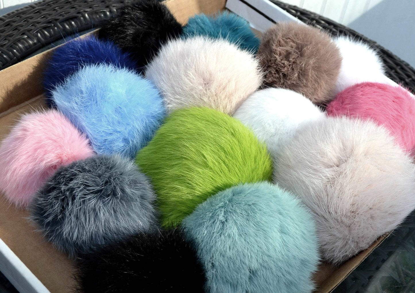 Fur pom pom