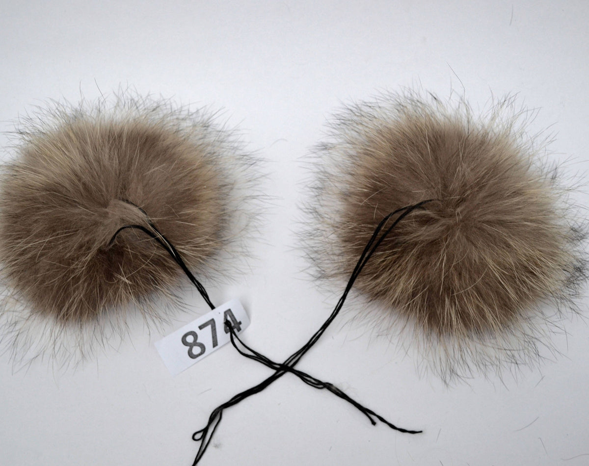 Natural Raccoon Raccoon Fur Pom Pom Pair – genuine raccoon fur – image 3