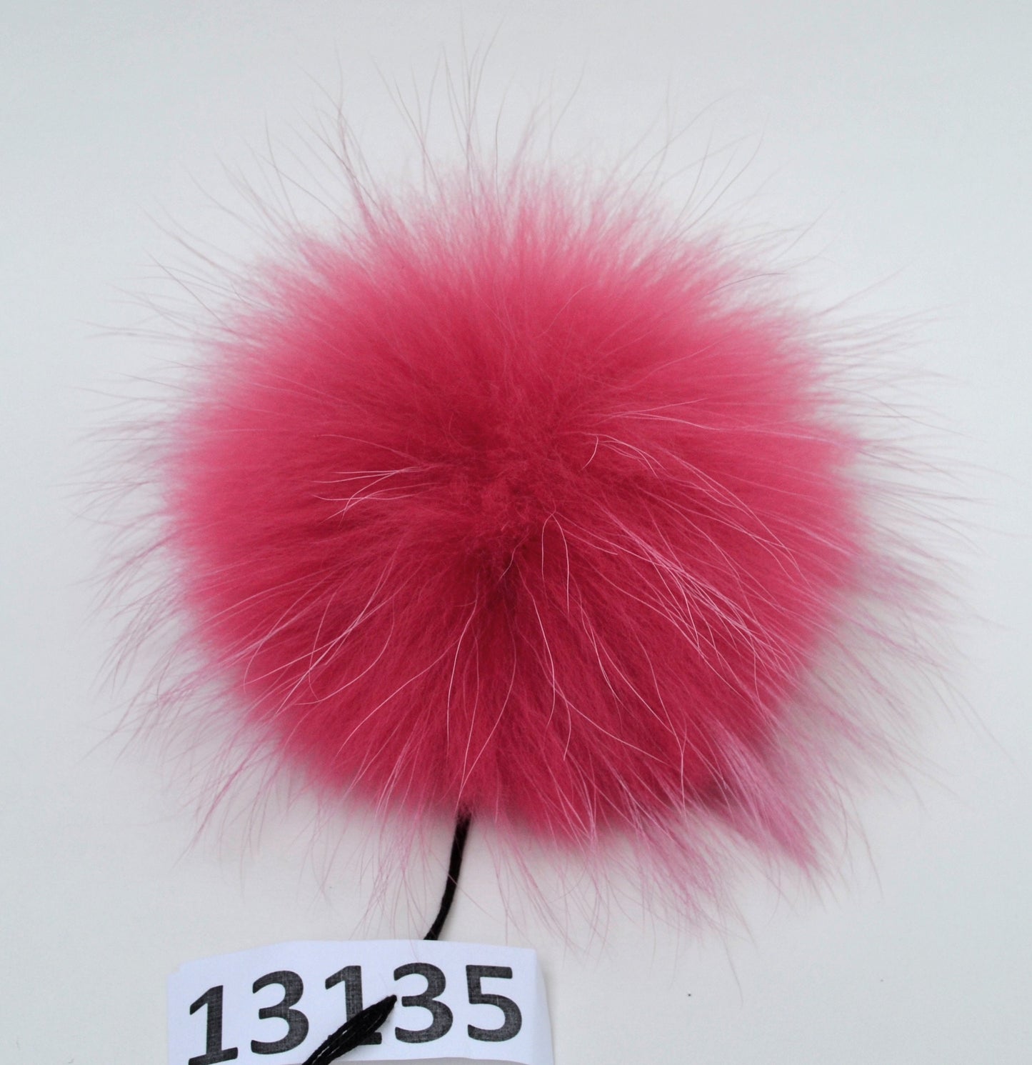 4" to 8,5" EXTRA LARGE FUR Pom Pom! High Quality Red Raccoon Pom Pom Hat Beanie Tuque Winter Knit Hat Large Pom Pom Fluffy Raccoon Fur Ball