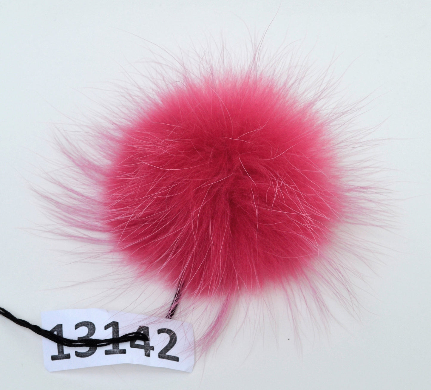 4" to 8,5" EXTRA LARGE FUR Pom Pom! High Quality Red Raccoon Pom Pom Hat Beanie Tuque Winter Knit Hat Large Pom Pom Fluffy Raccoon Fur Ball