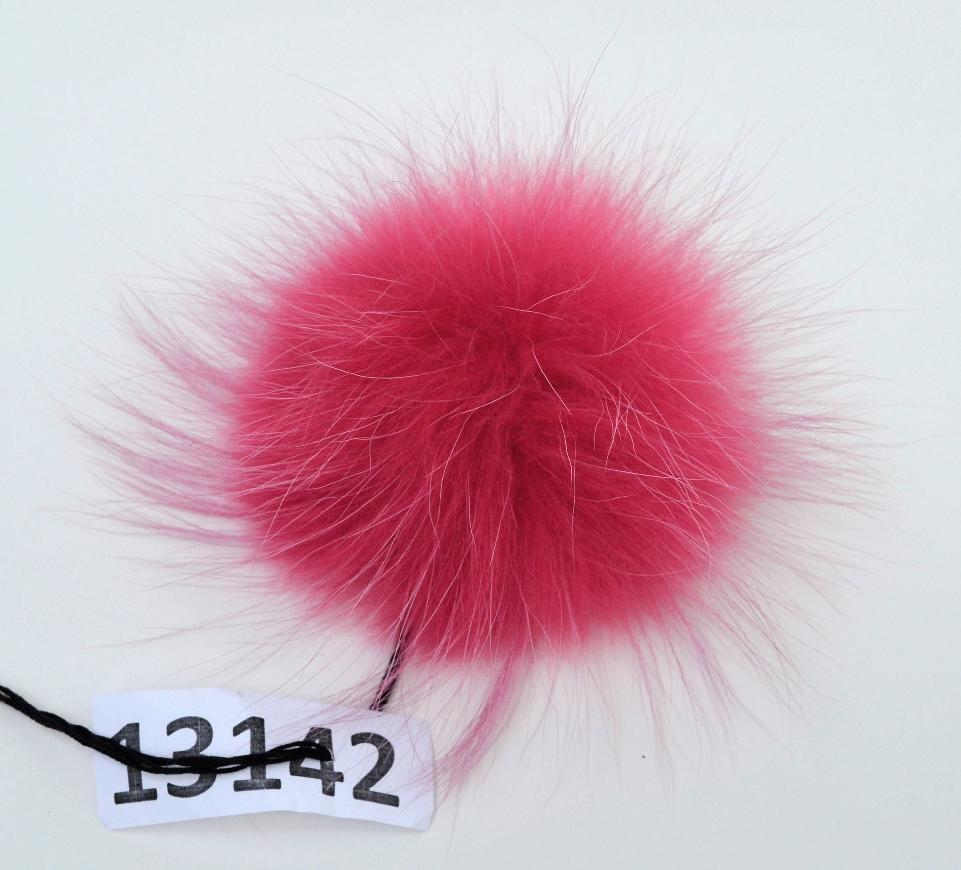 4" to 8,5" EXTRA LARGE FUR Pom Pom! High Quality Red Raccoon Pom Pom Hat Beanie Tuque Winter Knit Hat Large Pom Pom Fluffy Raccoon Fur Ball