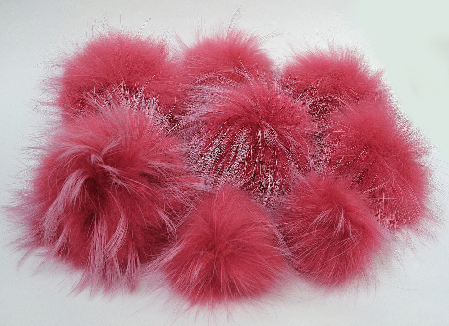 4" to 8,5" EXTRA LARGE FUR Pom Pom! High Quality Red Raccoon Pom Pom Hat Beanie Tuque Winter Knit Hat Large Pom Pom Fluffy Raccoon Fur Ball