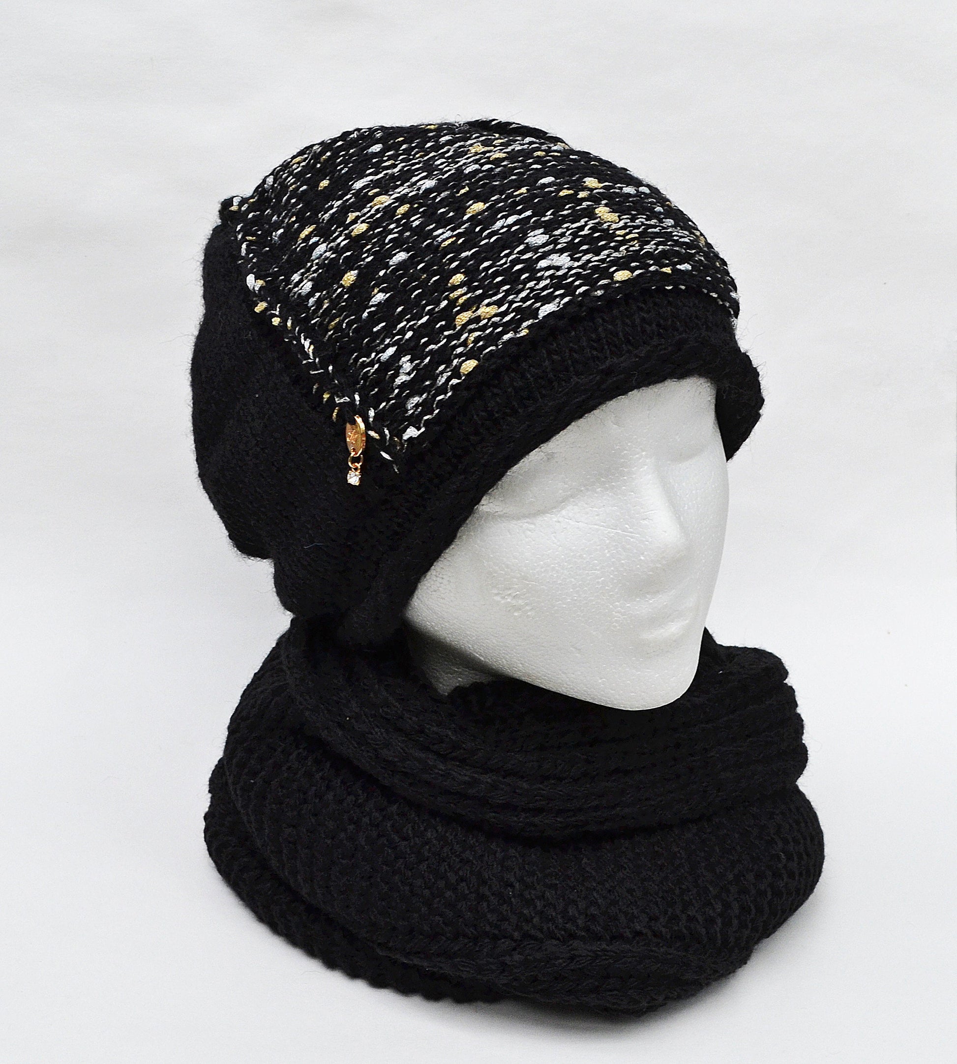 Fleece Lined Knit Hat and Infinity Scarf Set: Wool Blend Slouchy Beanie