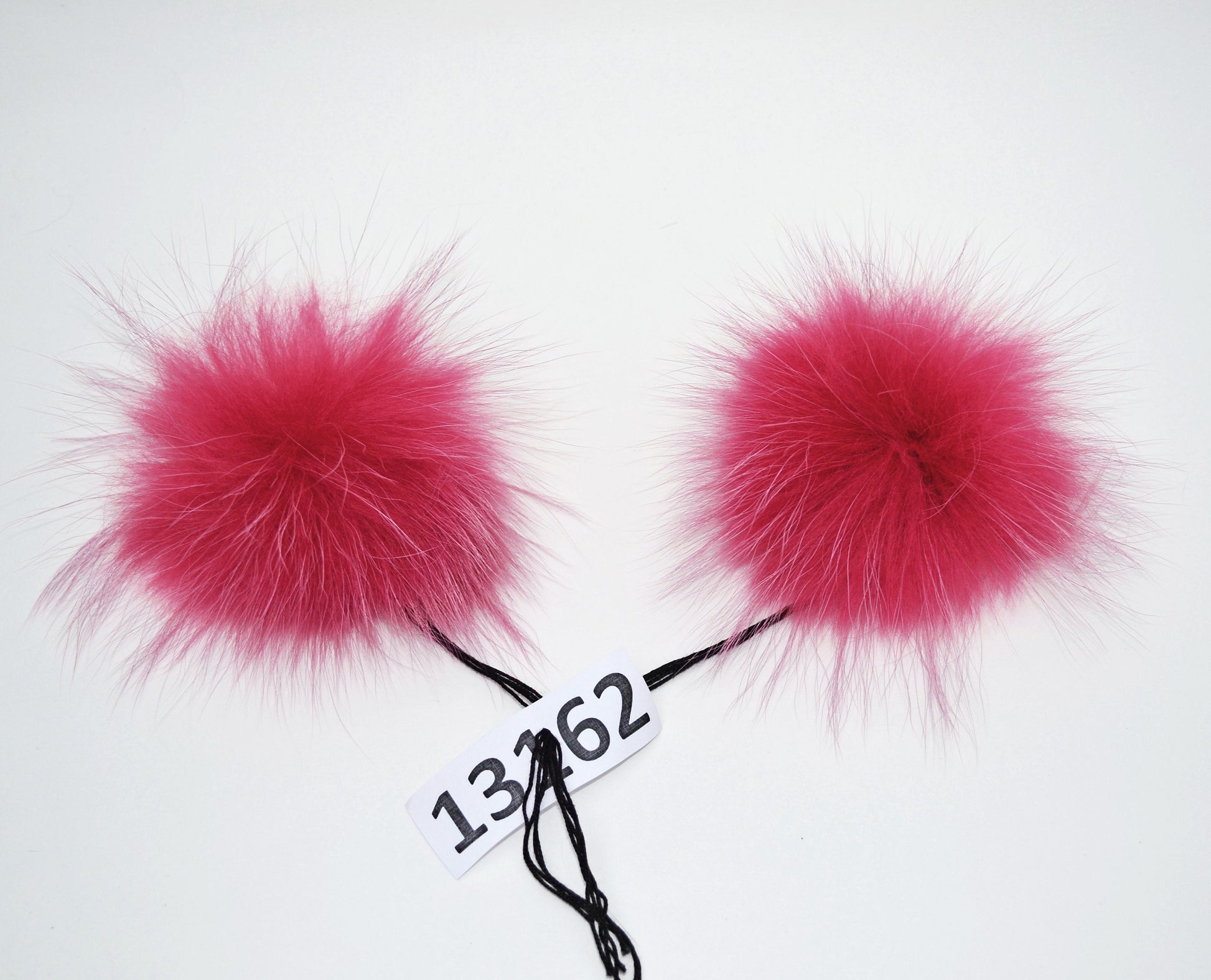 4" to 8,5" EXTRA LARGE FUR Pom Pom! High Quality Red Raccoon Pom Pom Hat Beanie Tuque Winter Knit Hat Large Pom Pom Fluffy Raccoon Fur Ball