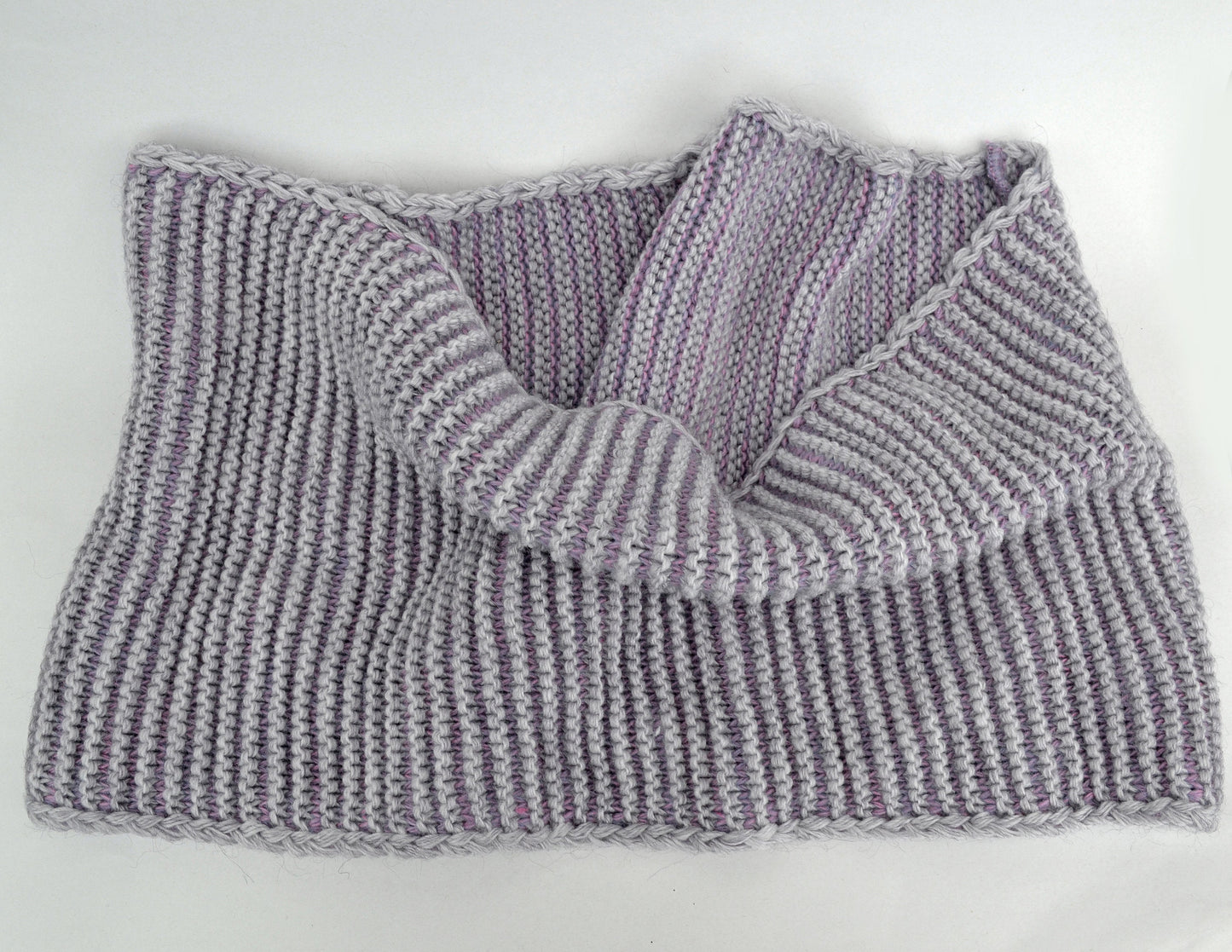 WINTER WOMAN HAT and Infinity Scarf Set, Diagonal Rib Hat, Winter Woman Beanie, Beanie Hat, Winter Accessories, Chunky Hat, Black Woman Hat
