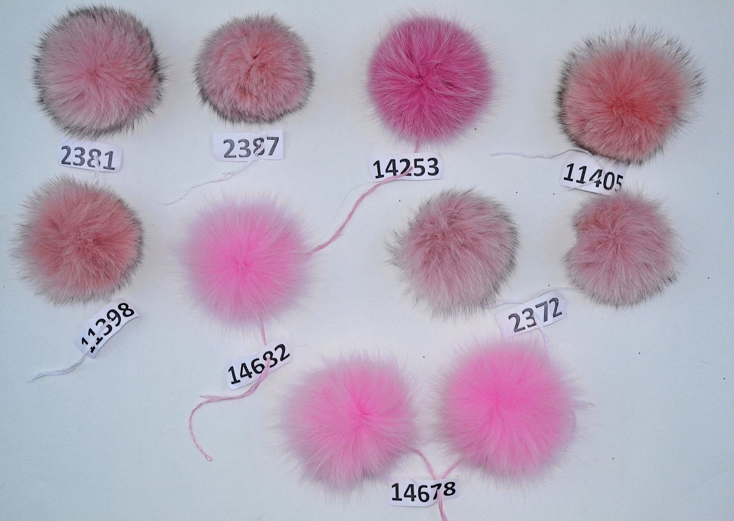4,5" to 5" HIGHEST QUALITY FOX Pom Poms! Double Fox Fur Shiny Soft Pom Pom for Women Hat Beanie Tuque Winter Knit Hats Puff Fluffy Fur Ball