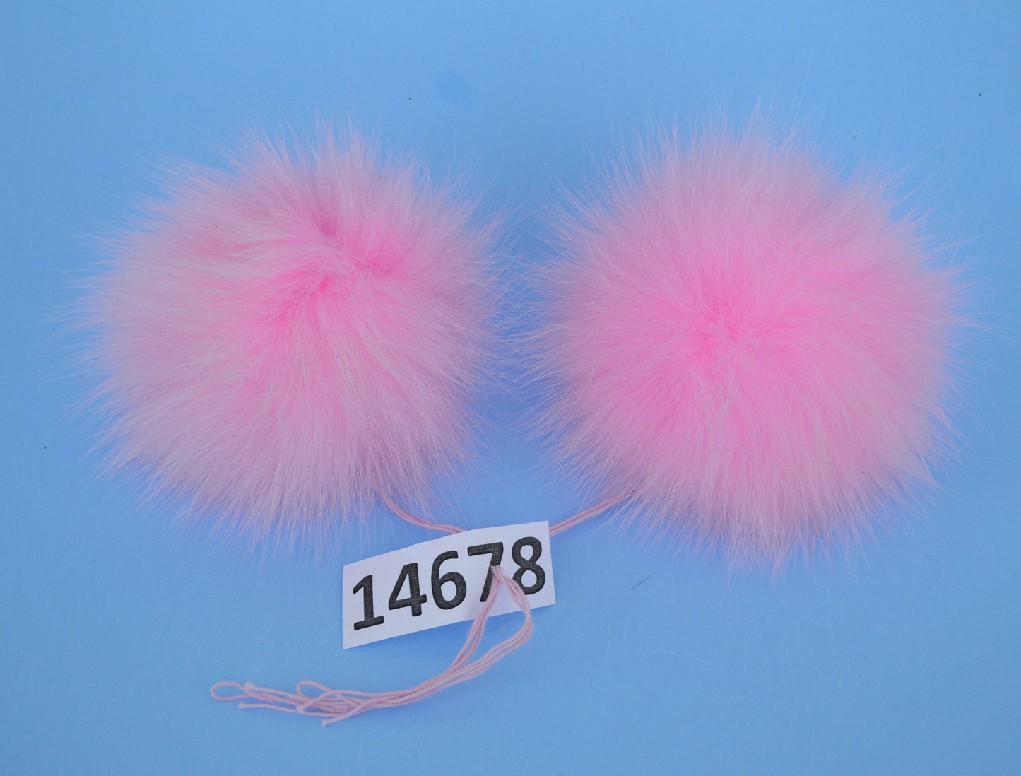 4,5" to 5" HIGHEST QUALITY FOX Pom Poms! Double Fox Fur Shiny Soft Pom Pom for Women Hat Beanie Tuque Winter Knit Hats Puff Fluffy Fur Ball
