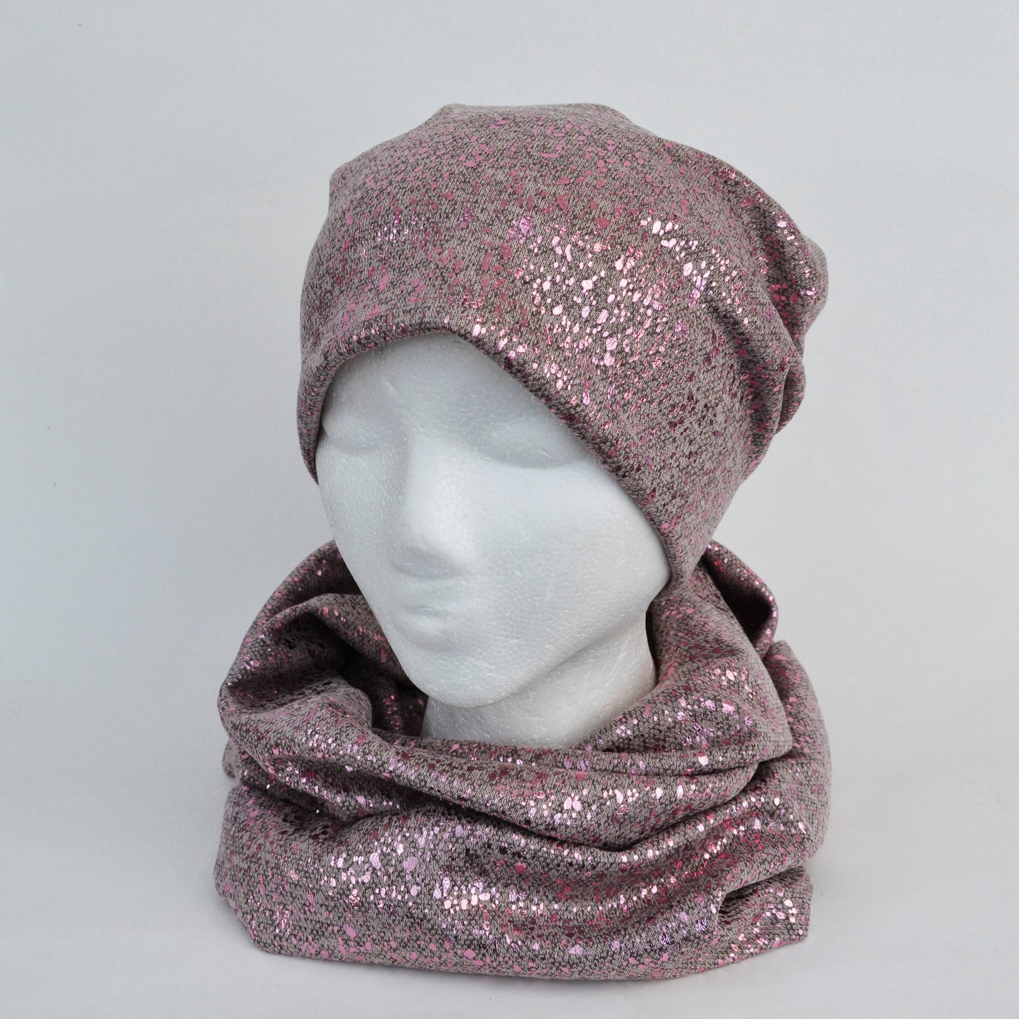 GIRL WOMAN HAT and Infinity Scarf Set, Shiny Metallic Hat, Woman Beanie, Beanie Hat, Girl Slouchy Beanie, Knit Fabric Hat, Infinity Scarf