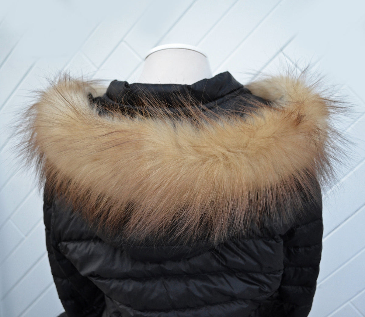 Real forest fox fur hood trim and red fox fur collar – view 3