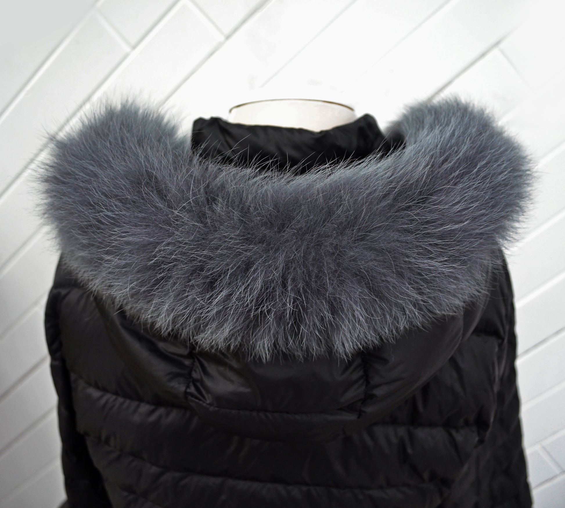 Gray (Graffit) real fox fur hood trim made from fox tail fur – Single – view 3