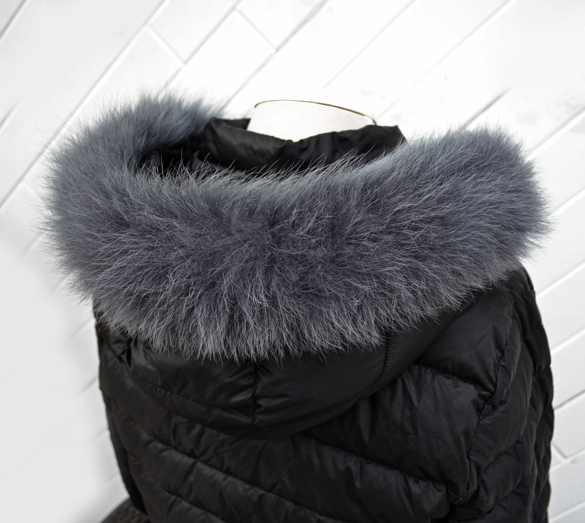 Gray (Graffit) real fox fur hood trim made from fox tail fur – Single – view 4