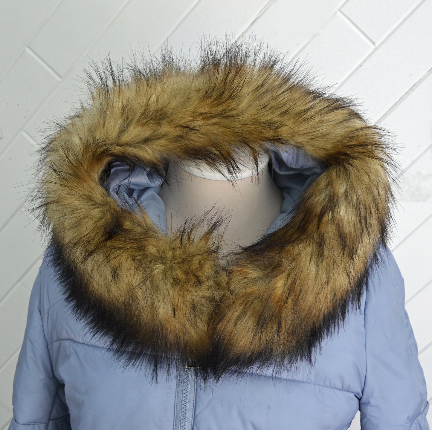 BY ORDER Faux Fur Vegan Trim Hood 70 cm, Large Faux Fur Collar Trim, Faux Raccoon Fur, Fur Ruff, Faux Fur Hood, Hood Fur Jacket, Fur stripe