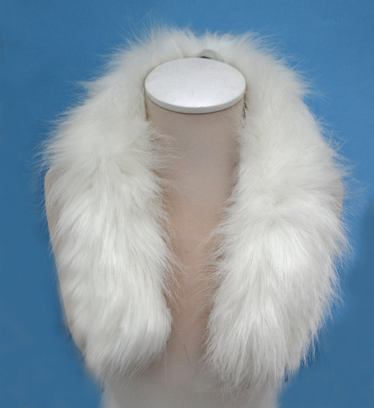 BY ORDER Faux Fur Vegan Trim Hood 70 cm, Faux Fur Collar Trim, Fake Fur, Fur Fabric, Fur Ruff, Faux Fur Hood, Hood Fur Jacket, White