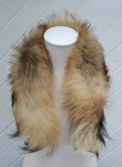 Natural real raccoon fur hood trim made from raccoon tail fur – Single – view 6