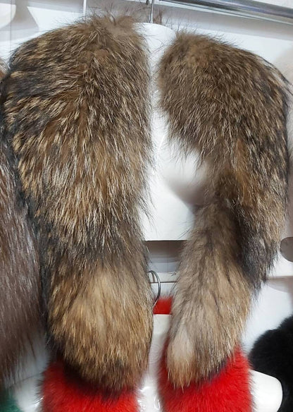 Natural raccoon fur collar for coats and jackets – genuine fur
