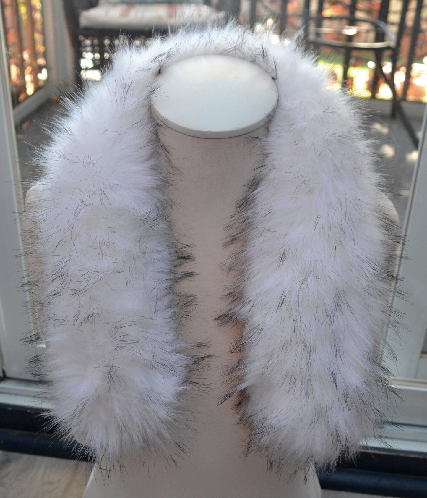 BY ORDER Faux Fur Vegan Trim Hood 70 cm, Faux Fur Collar Trim, Fake Fur, Fur Fabric, Fur Ruff, Faux Fur Hood, Hood Fur Jacket, White
