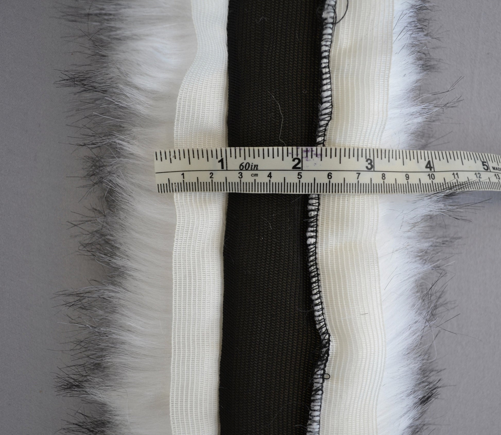 BY ORDER Faux Fur Vegan Trim Hood 70 cm, Faux Fur Collar Trim, Fake Fur, Fur Fabric, Fur Ruff, Faux Fur Hood, Hood Fur Jacket, White