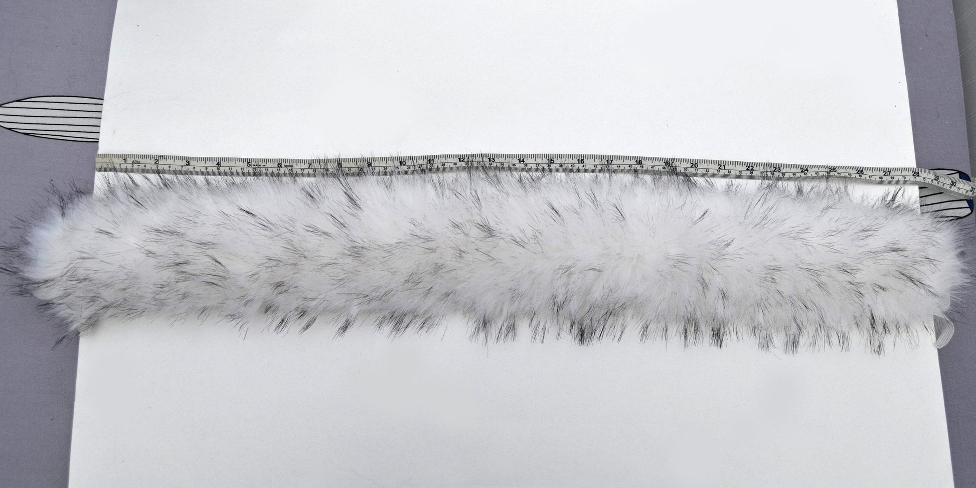 BY ORDER Faux Fur Vegan Trim Hood 70 cm, Faux Fur Collar Trim, Fake Fur, Fur Fabric, Fur Ruff, Faux Fur Hood, Hood Fur Jacket, White