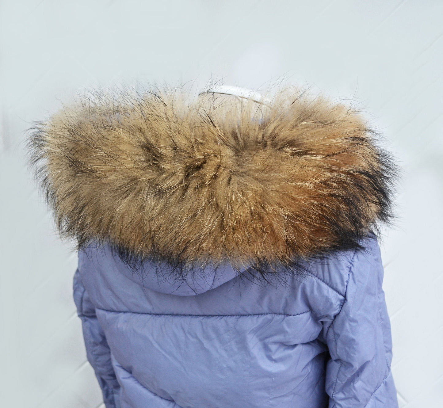 Natural Brown Finnish raccoon fur hood trim cut from genuine Finnish raccoon pelt – size XL – view 2