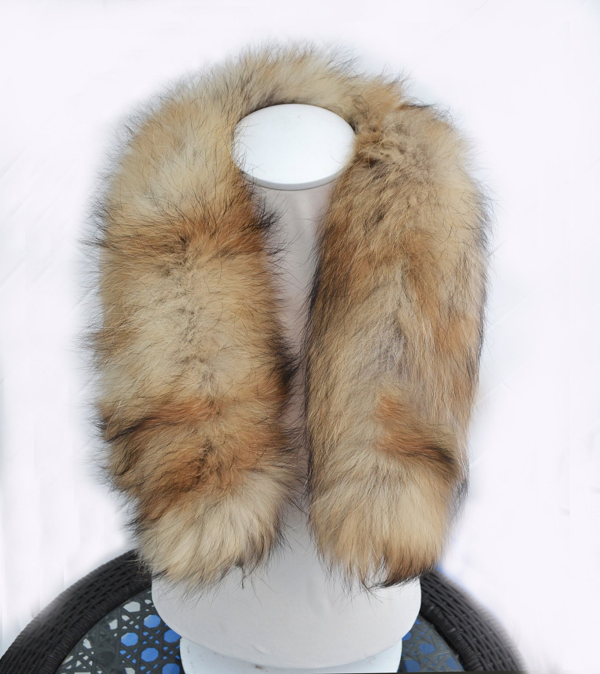 BY ORDER From Pieces! XL Large Full Finnish Real Raccoon Fur Collar, Fur Trim for Hoodie, Raccoon Fur Collar, Fur Scarf, Fur Ruff, Fur