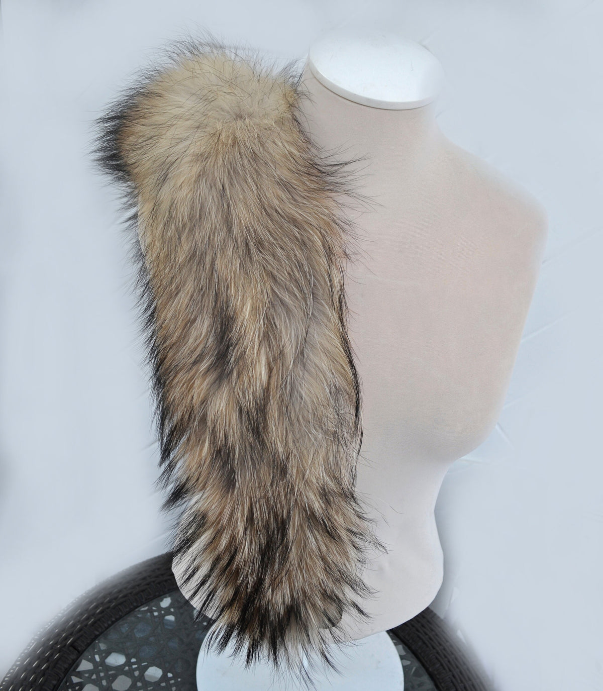 Natural Brown Finnish raccoon fur hood trim cut from genuine Finnish raccoon pelt – size XL – view 4