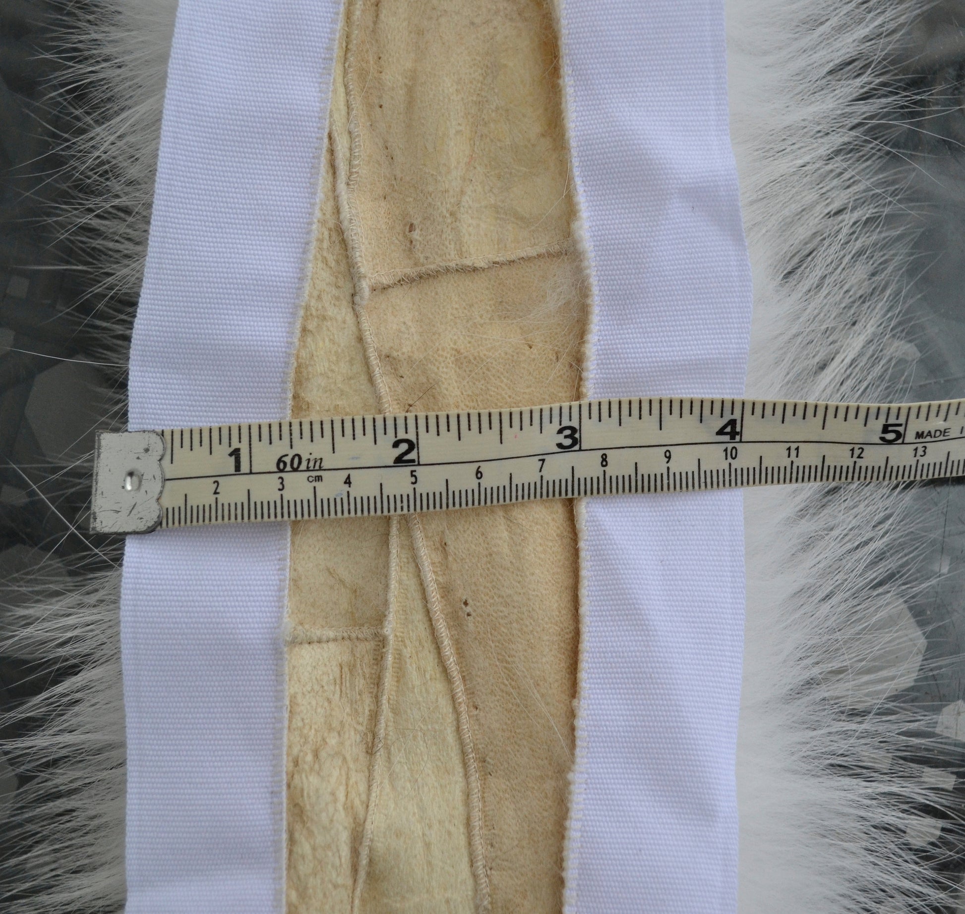 READY to SHIP From Pieces! XL Large Full Finnish Real Fox Fur Collar, Fur Trim for Hoodie, Fox Fur Collar, Fur Scarf, Fur Ruff, Ivory Fox
