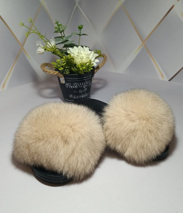 BY ORDER Beige Real Fox Fur Slides Women Girl Leather Beach Large Finnish Fox Fur Sandals Summer Slippers Fashion Fluffy Shoes Flip Flop