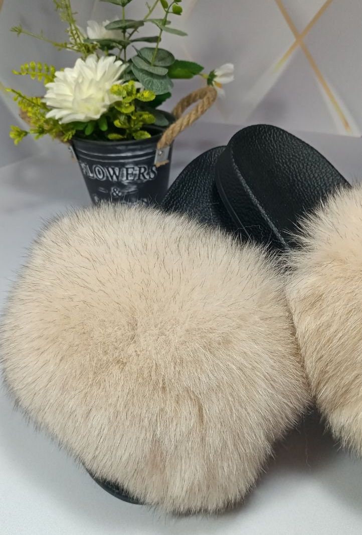 BY ORDER Beige Real Fox Fur Slides Women Girl Leather Beach Large Finnish Fox Fur Sandals Summer Slippers Fashion Fluffy Shoes Flip Flop