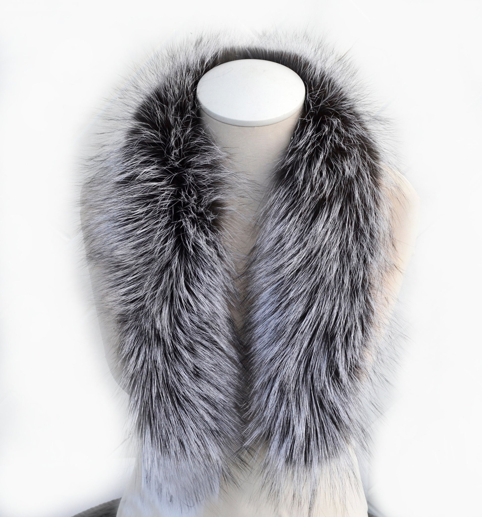 BY ORDER Real Silver Fox Fur Trim Hood, Large Fur collar trim, Fox Fur Collar, Fur Scarf, Fur Ruff, Fox Fur Hood, Fox Fur, Stripes