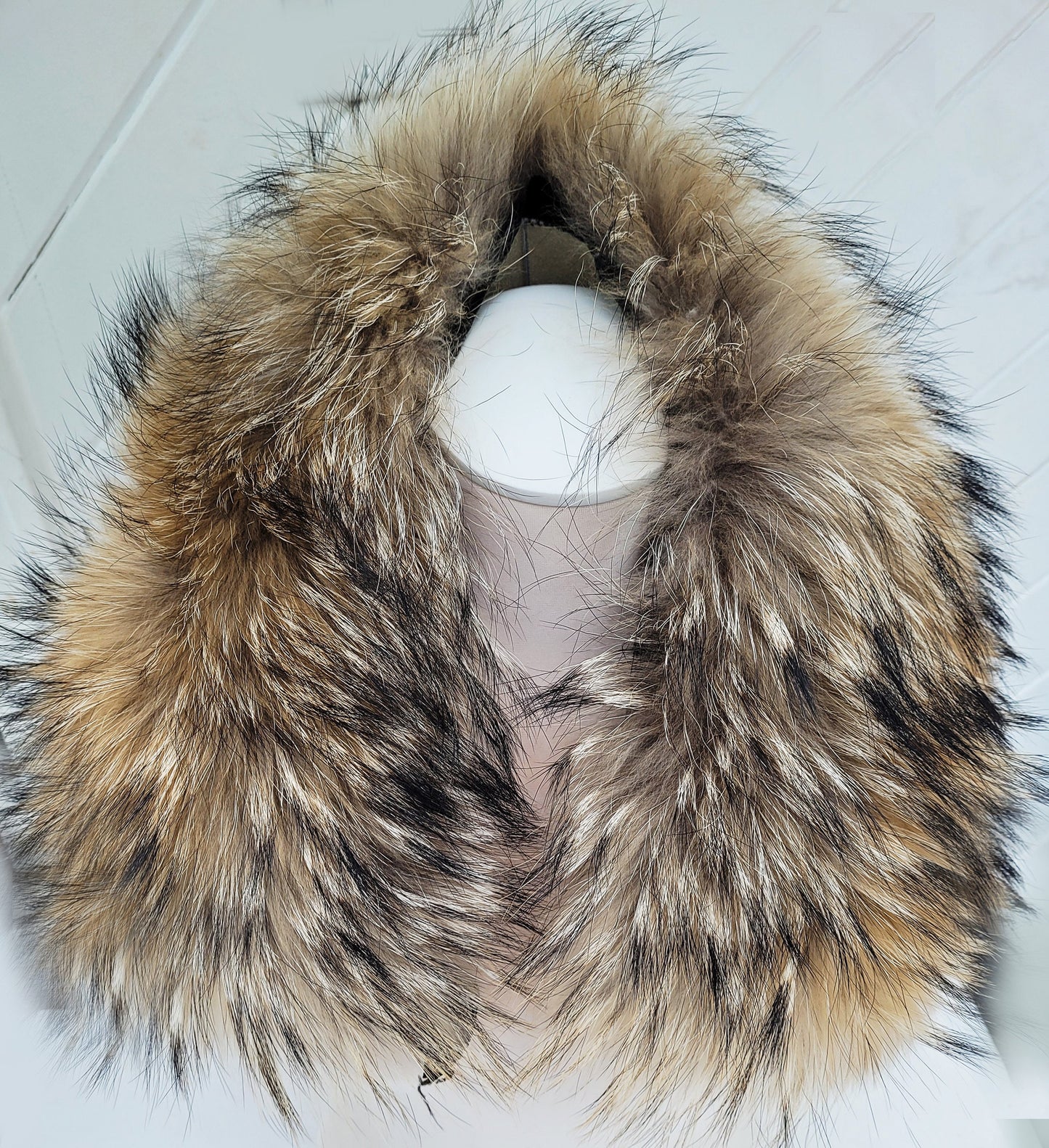 BY ORDER XXL Extra Large Finnish Raccoon Fur Collar, Fur Trim Hoodie, Raccoon Fur Collar, Fur Scarf, Fur Ruff, Raccoon Fur Hood, Super Large