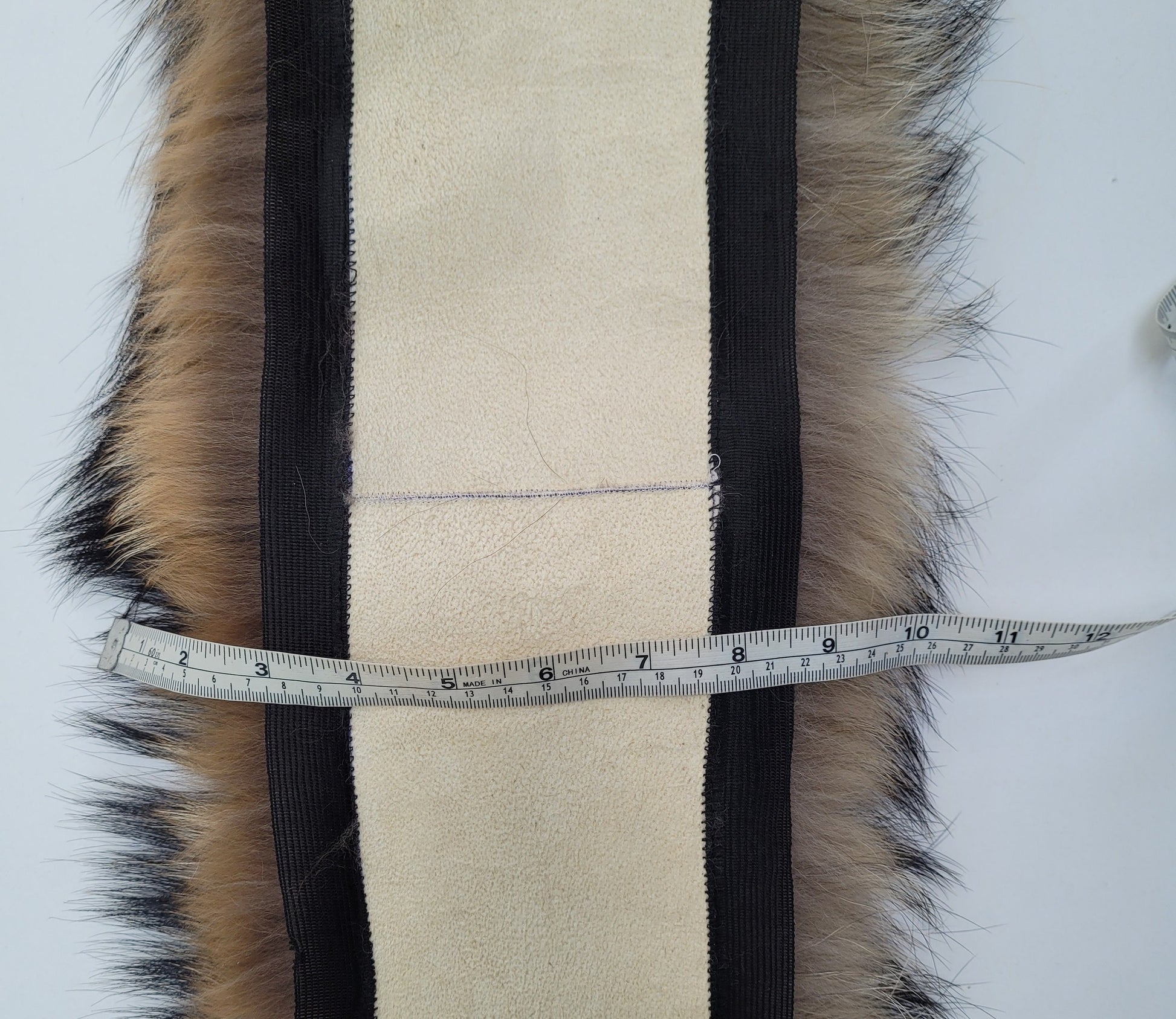 BY ORDER XXL Extra Large Finnish Raccoon Fur Collar, Fur Trim Hoodie, Raccoon Fur Collar, Fur Scarf, Fur Ruff, Raccoon Fur Hood, Super Large