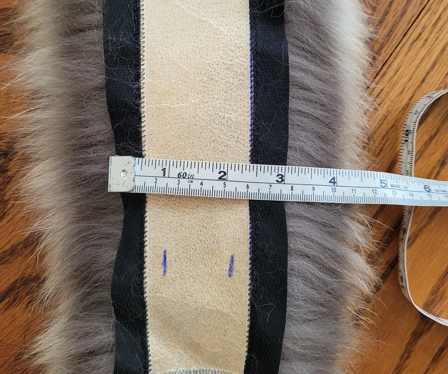 BY ORDER XL Large Full Finnish Real Raccoon Fur Collar, Fur Trim for Hoodie, Raccoon Fur Collar, Fur Scarf, Fur Ruff, Raccoon Fur Hood
