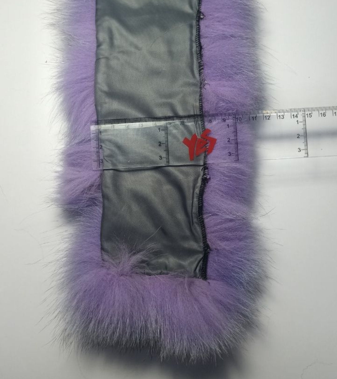 Raccoon Look real fox fur hood trim made from fox tail fur – Cubes – view 5