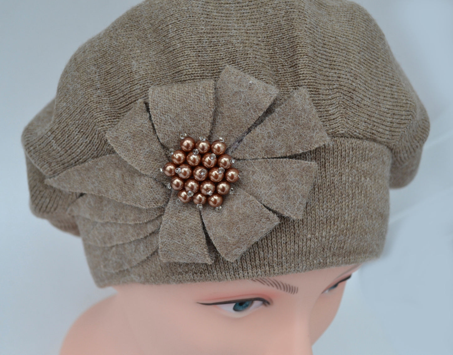 WINTER WOMAN BERET, Beret Hat, Winter Hat, Women's Hat, Knitted Beret Hat, Handmade Hat, Gift for Her, Warm Winter Hat, Slouchy Beret, Wool