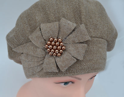 WINTER WOMAN BERET, Beret Hat, Winter Hat, Women's Hat, Knitted Beret Hat, Handmade Hat, Gift for Her, Warm Winter Hat, Slouchy Beret, Wool
